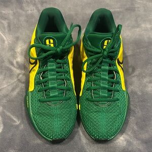 Nike Sabrina’s basketball shoes